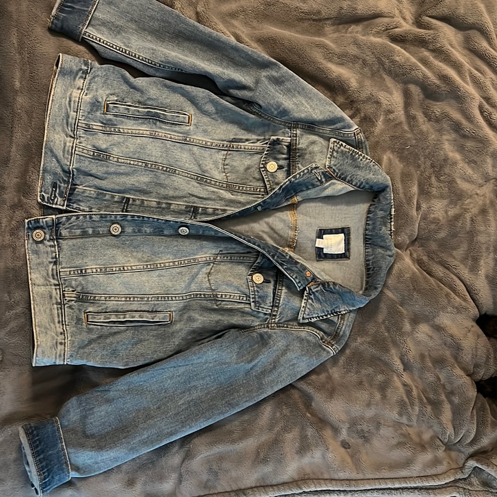 Lauren Conrad Jean Jacket size Medium